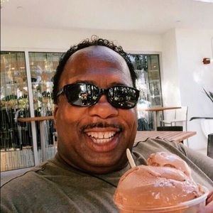 Meet your Posher, Oscar